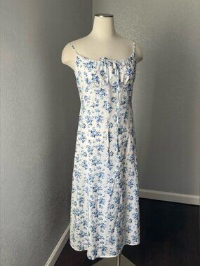 SHEIN Blue and White Floral Dress size L